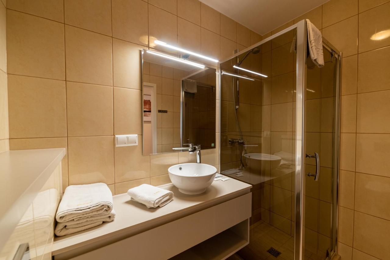Platinum Towers E-Apartments Varsovia Exterior foto