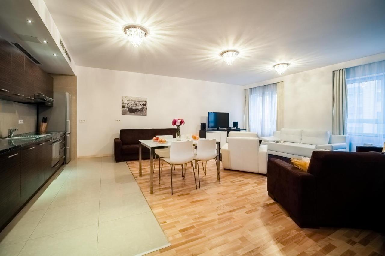 Platinum Towers E-Apartments Varsovia Exterior foto